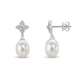 Harrogate Jewellers pearl and diamond clover earrings, bespoke wedding jewellery in Harrogate Yorkshire featuring laboratory grown diamonds and round cultured freshwater pearls.