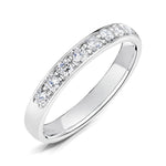 Ladies Platinum Grain Set Round Brilliant Cut Diamond Ring from Harrogate Jewellers, perfect for engagement or wedding in Yorkshire, bespoke lab grown diamonds ring.